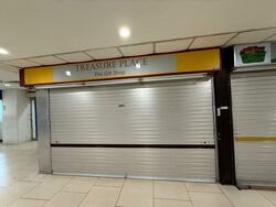 Lucky Plaza (D9), Shop House #575421001